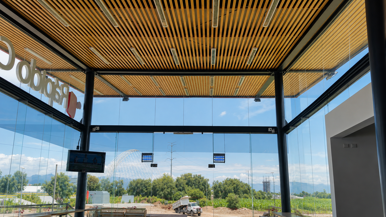 Proyecto · Tienda de conveniencia · Autopista